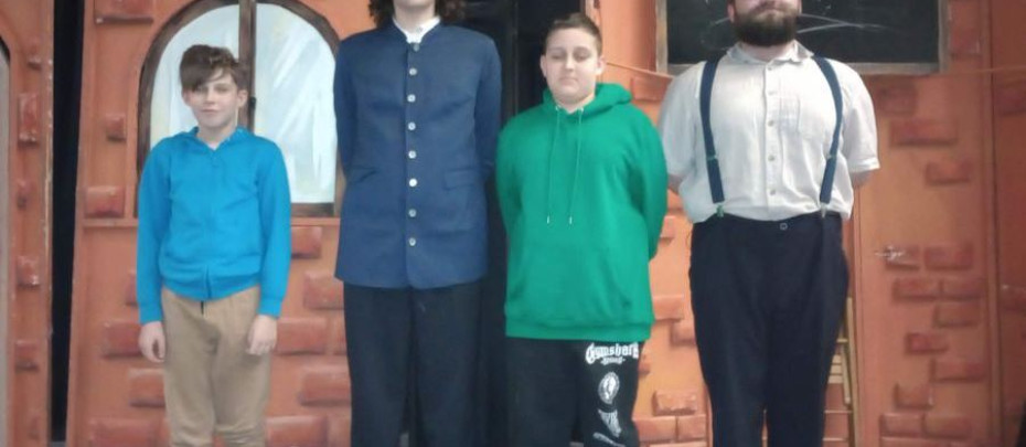 Teatr jako żywa lekcja języka polskiego- „Syzyfowe prace”